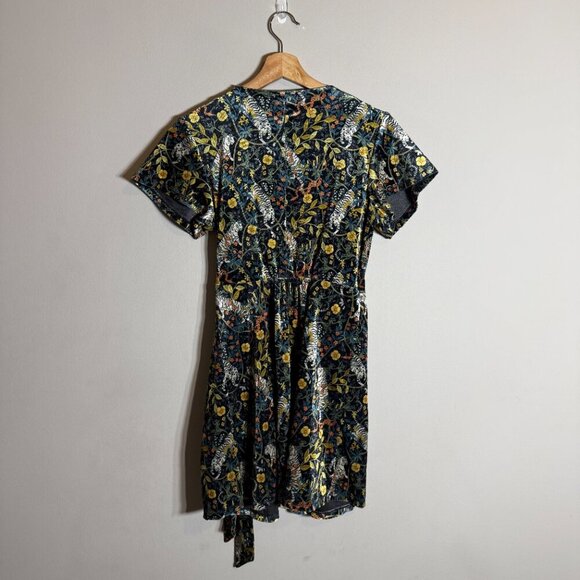 Urban Outfitters Tiger Snake Print Velvet Wrap Mini Dress Women's XS Multi NWOT - Picture 4 of 13